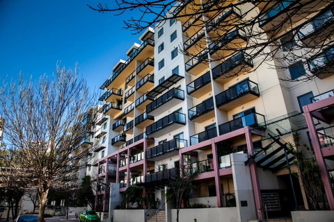Perth Short Stays - Accommodation Sunshine Coast 0