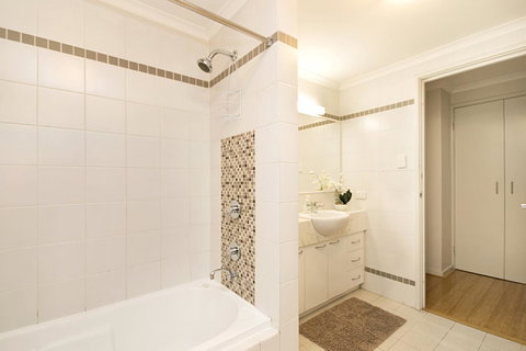 Perth Short Stays - Accommodation Sunshine Coast 40