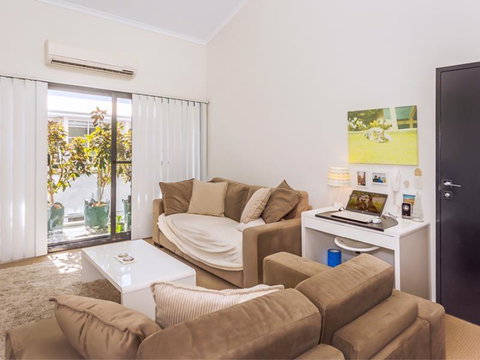 Home Apartment - Perth City Centre - Free WiFi - Accommodation Sunshine Coast 0
