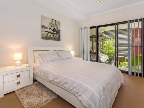 Home Apartment - Perth City Centre - Free WiFi - Accommodation Sunshine Coast 5