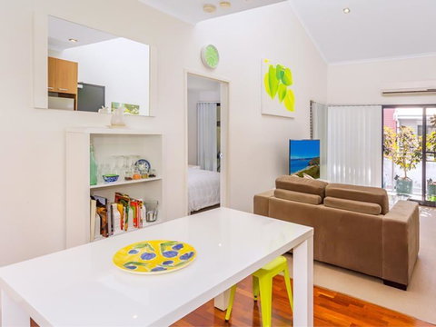 Home Apartment - Perth City Centre - Free WiFi - Accommodation Sunshine Coast 6