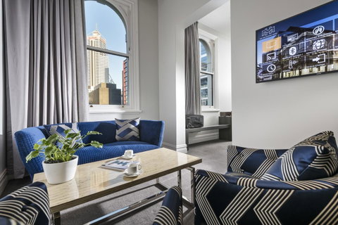 The Melbourne Hotel - Accommodation Sunshine Coast 17
