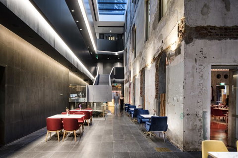 The Melbourne Hotel - Accommodation Sunshine Coast 1
