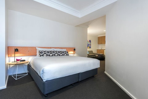 Oaks Perth Hotel - Accommodation Sunshine Coast 2