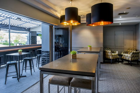 Mantra On Hay Perth - Accommodation Sunshine Coast 4