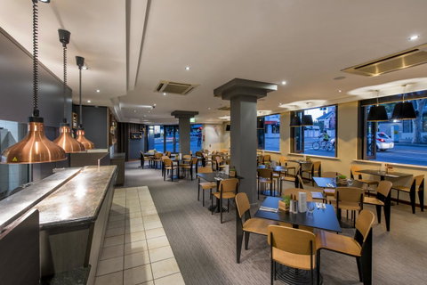 Mantra On Hay Perth - Accommodation Sunshine Coast 5