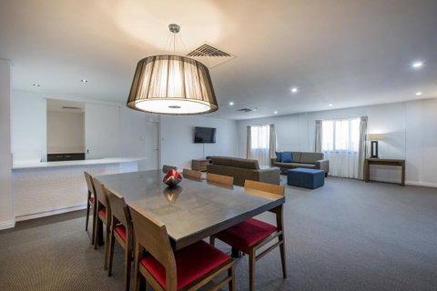 Mantra On Hay Perth - Accommodation Sunshine Coast 16