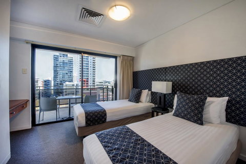 Mantra On Hay Perth - Accommodation Sunshine Coast 13