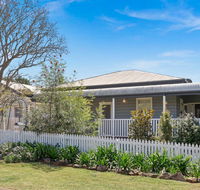 Lavender Cottage - Accommodation Sunshine Coast