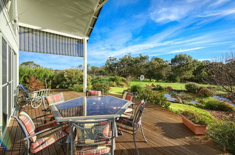 Glenelg On King Bed & Breakfast - Accommodation Sunshine Coast 6
