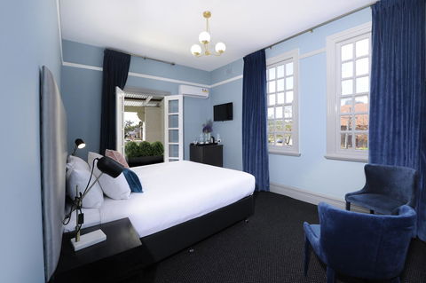The Stirling Arms Hotel - Accommodation Sunshine Coast 11