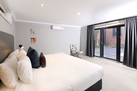 The Stirling Arms Hotel - Accommodation Sunshine Coast 30