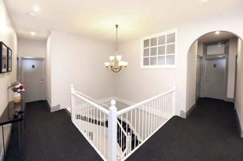 The Stirling Arms Hotel - Accommodation Sunshine Coast 19