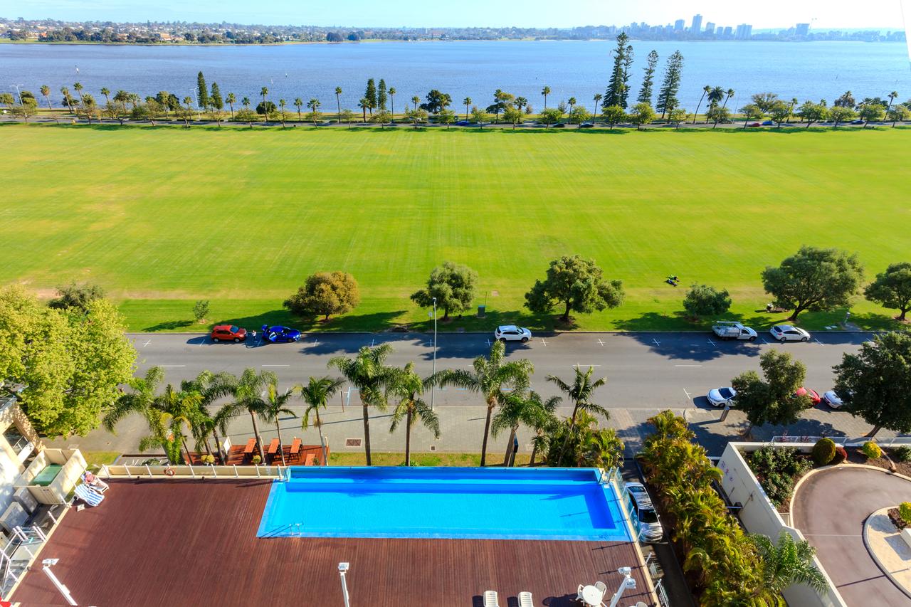 Perth WA Accommodation Sunshine Coast