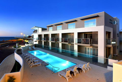 Bunbury Seaview Apartments - Accommodation Sunshine Coast 0