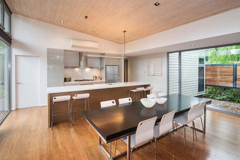 Aqua Resort Busselton - Accommodation Sunshine Coast 2