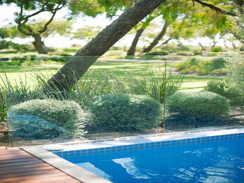 Aqua Resort Busselton - Accommodation Sunshine Coast 19