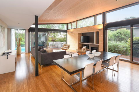 Aqua Resort Busselton - Accommodation Sunshine Coast 1