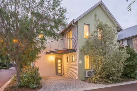 Cape View Beach Resort - Accommodation Sunshine Coast 22