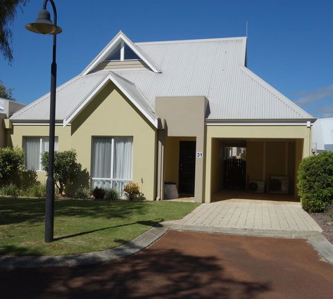 Cape View Beach Resort - Accommodation Sunshine Coast 20