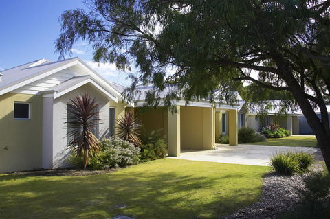 Cape View Beach Resort - Accommodation Sunshine Coast 30
