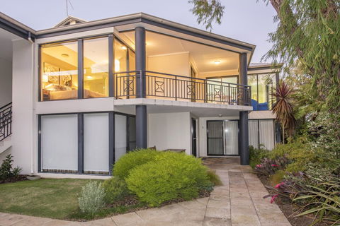 Cape View Beach Resort - Accommodation Sunshine Coast 34