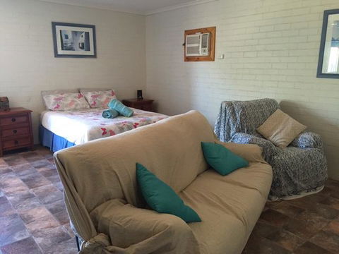 Surf Shack - Accommodation Sunshine Coast 4