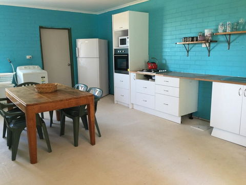 Surf Shack - Accommodation Sunshine Coast 1