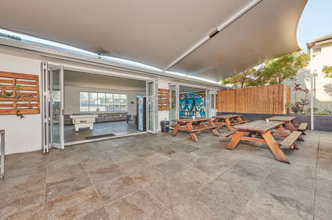 Nomads Byron Bay Backpackers - Accommodation Sunshine Coast 4