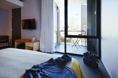 Alex Hotel - Accommodation Sunshine Coast 3