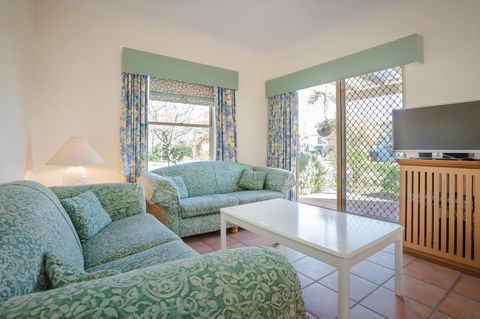Middleton Beach By The BnB Collection - Accommodation Sunshine Coast 23