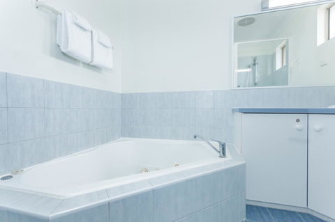 Middleton Beach By The BnB Collection - Accommodation Sunshine Coast 35