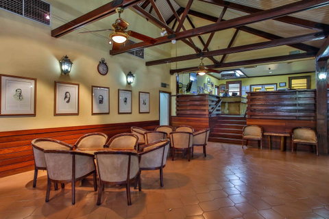 Kimberley Hotel - Accommodation Sunshine Coast 14