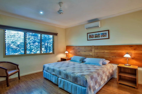 Kimberley Hotel - Accommodation Sunshine Coast 1