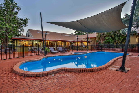 Kimberley Hotel - Accommodation Sunshine Coast 10