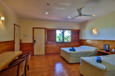 Kimberley Hotel - Accommodation Sunshine Coast 3