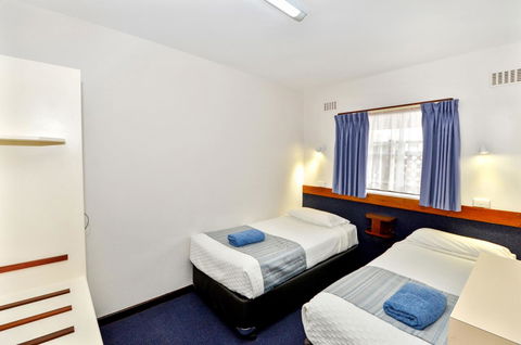 Dolphin Lodge Albany - Self Contained Apartments At Middleton Beach - Accommodation Sunshine Coast 29