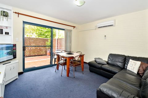 Dolphin Lodge Albany - Self Contained Apartments At Middleton Beach - Accommodation Sunshine Coast 10
