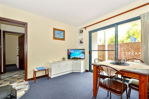 Dolphin Lodge Albany - Self Contained Apartments At Middleton Beach - Accommodation Sunshine Coast 27