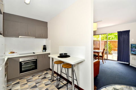 Dolphin Lodge Albany - Self Contained Apartments At Middleton Beach - Accommodation Sunshine Coast 30