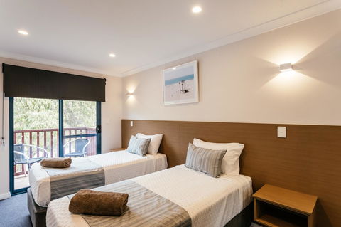 Dolphin Lodge Albany - Self Contained Apartments At Middleton Beach - Accommodation Sunshine Coast 35