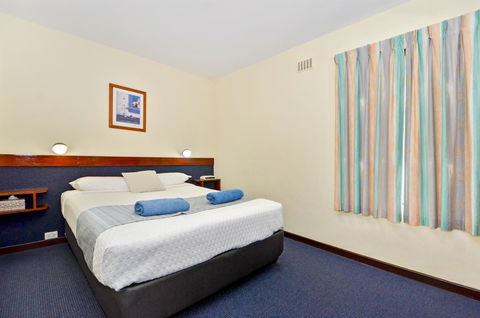 Dolphin Lodge Albany - Self Contained Apartments At Middleton Beach - Accommodation Sunshine Coast 6