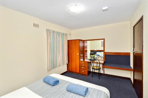 Dolphin Lodge Albany - Self Contained Apartments At Middleton Beach - Accommodation Sunshine Coast 25