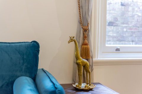 Heritage Townhouse Near Harbour Bridge - Accommodation Sunshine Coast 38