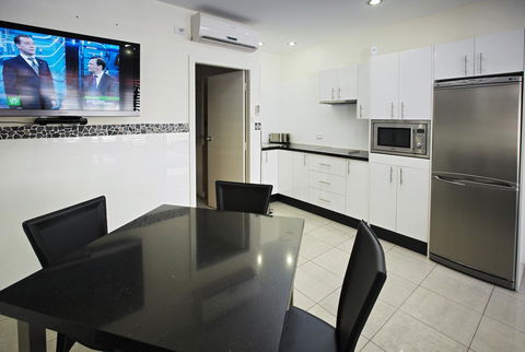 Jesmond Executive Villas - Accommodation Sunshine Coast 21