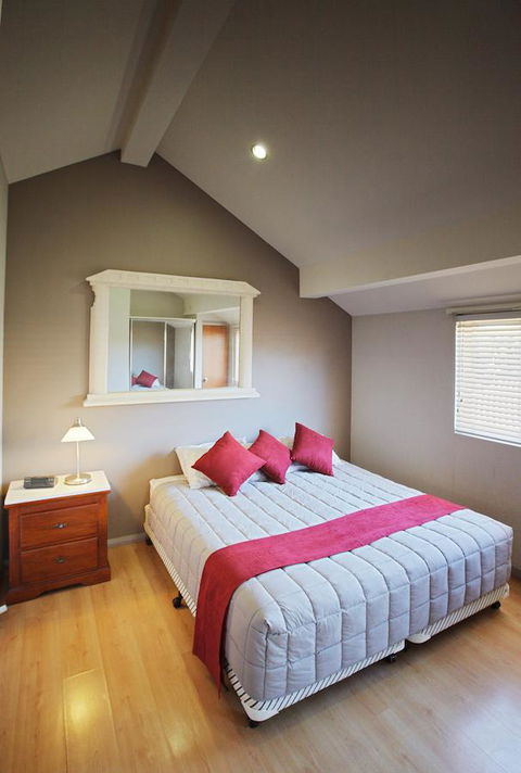 Jesmond Executive Villas - Accommodation Sunshine Coast 34