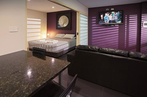 Jesmond Executive Villas - Accommodation Sunshine Coast 28