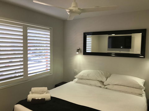 Jesmond Executive Villas - Accommodation Sunshine Coast 8