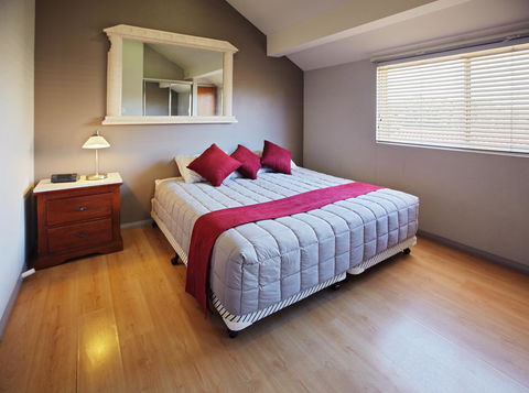 Jesmond Executive Villas - Accommodation Sunshine Coast 33