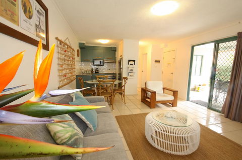 Cossies By The Sea - Accommodation Sunshine Coast 4